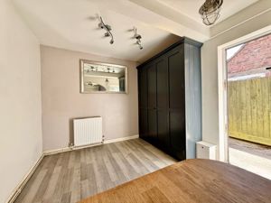 Photo 6- click for photo gallery